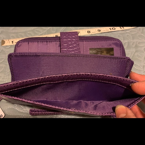 New WT Purple Wristlet - Picture 4 of 10
